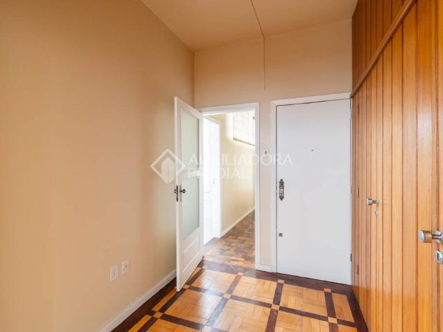 Apartamento com 3 quartos e 120m² para alugar em Bom Fim, Porto Alegre