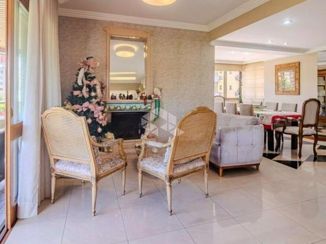 Apartamento com 3 quartos e 169m² à venda em Moinhos de Vento, Porto Alegre