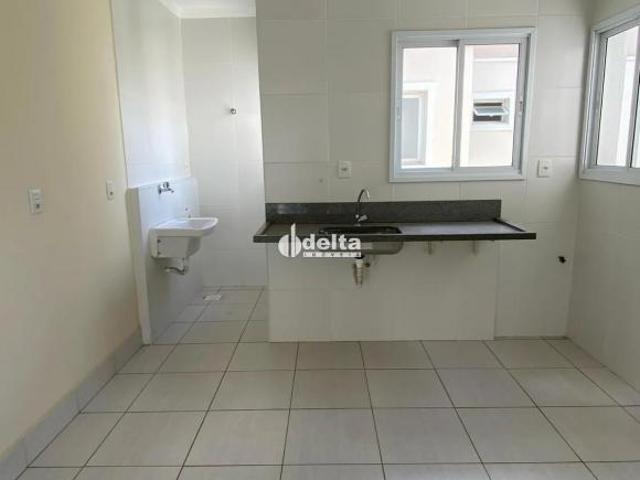 Apartamento com 3 quartos e 1 suíte disponível para venda no bairro Tubalina em Uberlândia MG