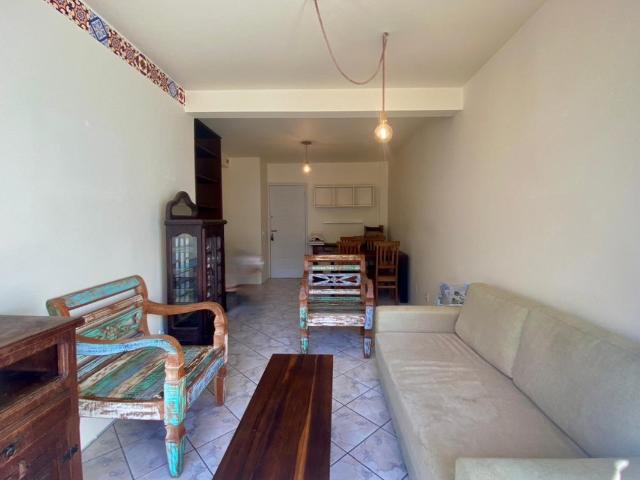Apartamento com 3 quartos e 1 suíte na Trindade
