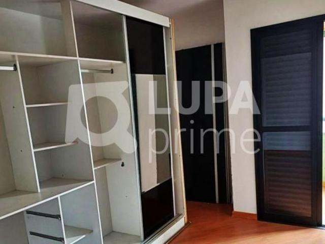 APARTAMENTO COM 3 QUARTOS E 2 VAGAS DE GARAGEM À VENDA EM SANTA TERESINHA