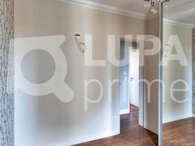APARTAMENTO COM 3 QUARTOS E 2 VAGAS DE GARAGEM À VENDA EM SANTANA