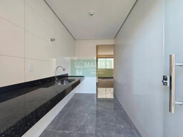 Apartamento com 3 Quartos e 2 Banheiros – Planalto, Belo Horizonte/MG