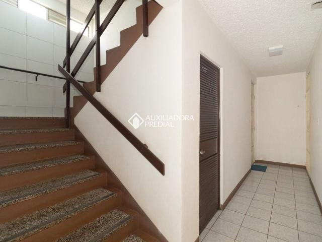 Apartamento com 3 quartos e 66m² para alugar em Vila Nova, Porto Alegre