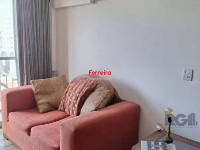 Apartamento com 3 quartos e 67.54m² localizado no bairro Camaquã em Porto Alegre