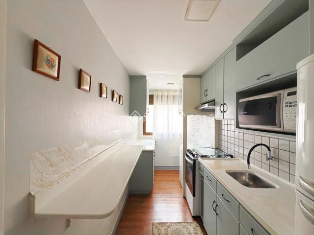 Apartamento com 3 quartos e 70m² para alugar em Cristo Redentor, Porto Alegre