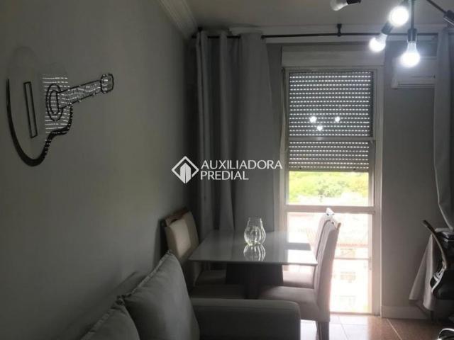 Apartamento com 3 quartos e 72m² para alugar em Humaitá, Porto Alegre