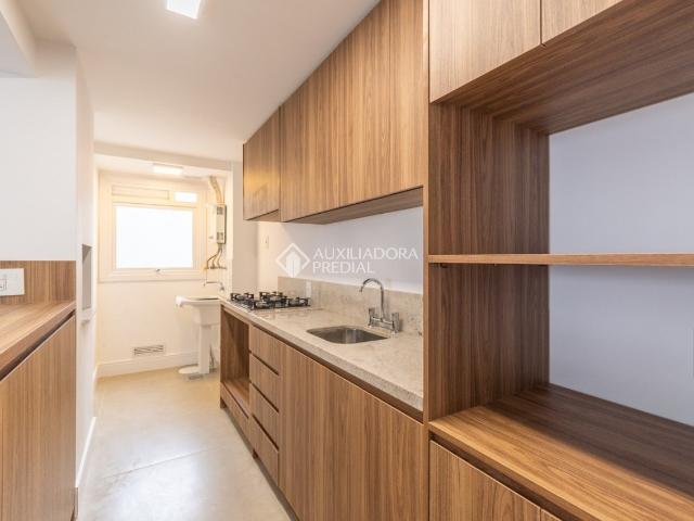 Apartamento com 3 quartos e 75m² para alugar em São Sebastião, Porto Alegre