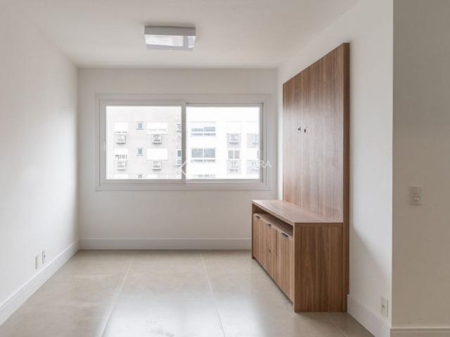 Apartamento com 3 quartos e 75m² para alugar em São Sebastião, Porto Alegre