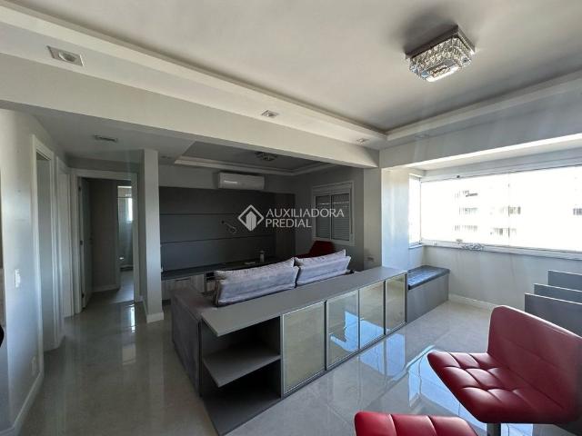 Apartamento com 3 quartos e 79m² para alugar em Jardim Carvalho, Porto Alegre