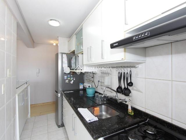 Apartamento com 3 quartos e 81m² para alugar em Passo da Areia, Porto Alegre