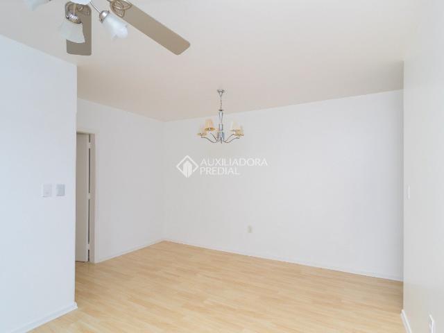 Apartamento com 3 quartos e 82m² para alugar em Azenha, Porto Alegre