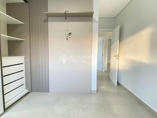 Apartamento com 3 quartos e 84m² para alugar em Ingleses do Rio Vermelho, Florianópolis