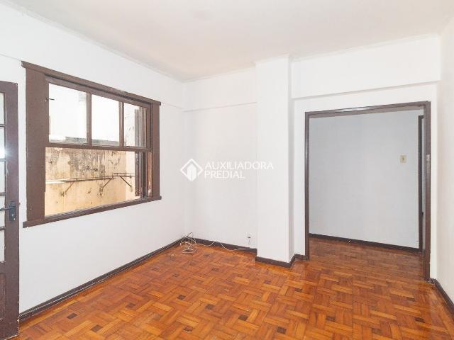 Apartamento com 3 quartos e 95m² para alugar em Floresta, Porto Alegre