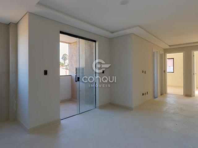 Apartamento com 3 Quartos e Sacada com Churrasquei