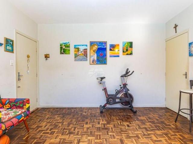 Apartamento com 3 Quartos e Vaga de Garagem no Portão