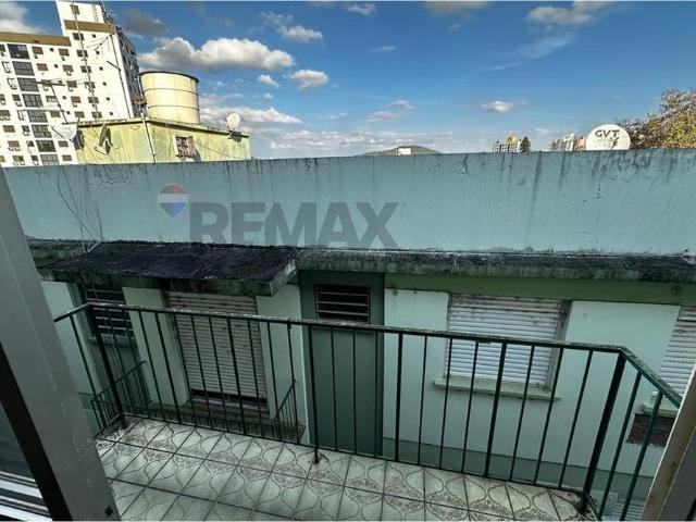 Apartamento com 3 quartos em Santa Maria, alugue já!
