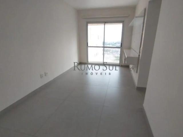 Apartamento com 3 quartos para alugar na Avenida Yervant Kissajikian, 610, Vila Constança, São Paulo por R$ 2.560