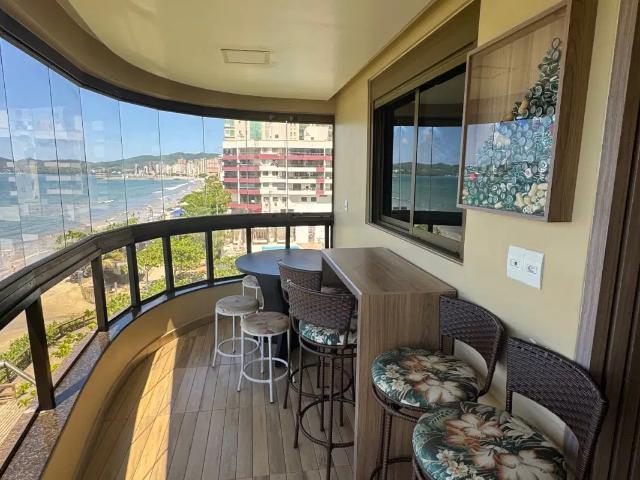 Apartamento com 3 quartos para alugar na Rua 295, 27, Meia Praia, Itapema