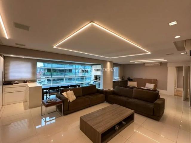 Apartamento com 3 quartos para alugar na Rua Antônio Parreiras, 300, Mont Serrat, Porto Alegre, 165 m2 por R$ 16.000