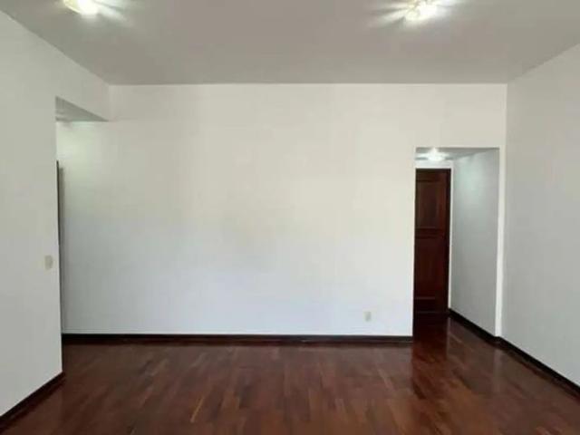 Apartamento com 3 quartos para alugar na Rua das Laranjeiras, 361, Laranjeiras, Rio de Janeiro por R$ 5.500