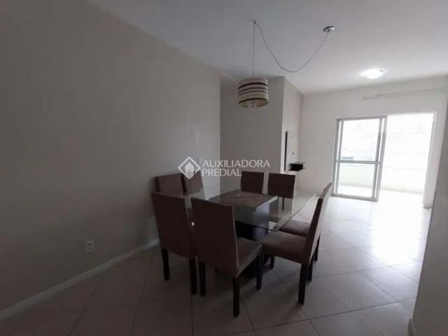 Apartamento com 3 quartos para alugar na Rua do Iano, 1900, Nossa Senhora do Rosário, São José, 94 m2 por R$ 3.900