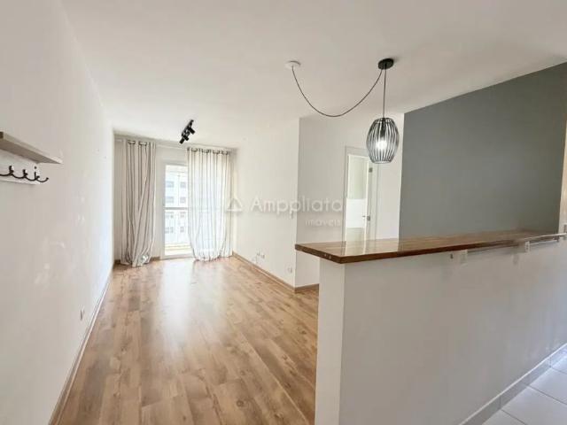 Apartamento com 3 quartos para alugar na Rua Francisco Raitani, 6210, Capão Raso, Curitiba, 69 m2 por R$ 3.800