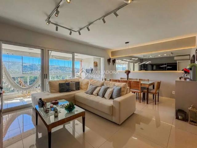Apartamento com 3 quartos para alugar na Rua Nicola Mathias Falci, 151, Jardim do Salso, Porto Alegre, 128 m2 por R$ 15.270
