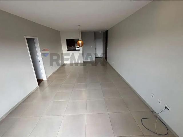 Apartamento com 3 quartos para alugar na Rua Santo Antônio, 35, Jardim Carlos Borella, Itatiba