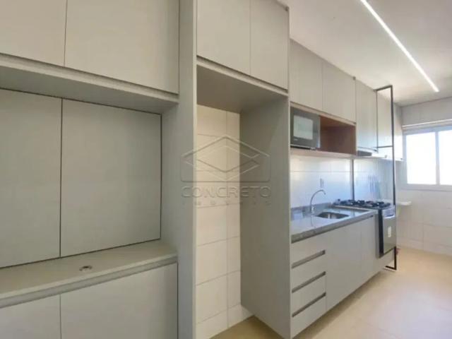 Apartamento com 3 quartos para alugar na Vila Assis, Jaú