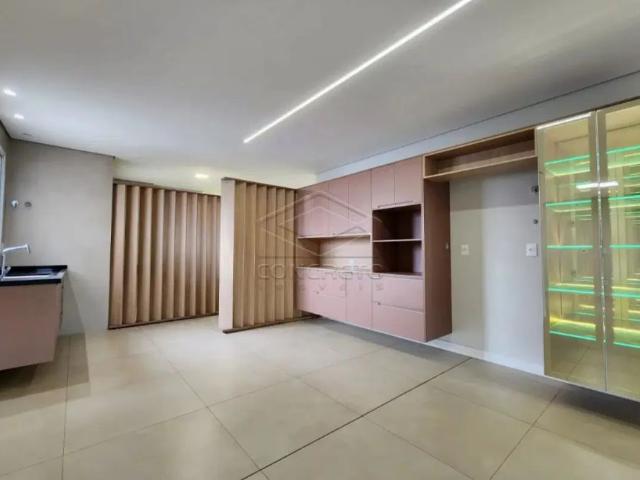 Apartamento com 3 quartos para alugar na Vila Assis, Jaú