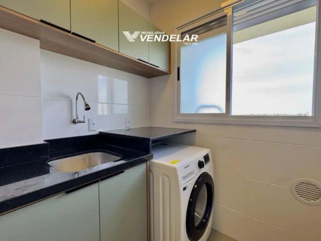 Apartamento com 3 quartos para alugar na Vila Moema, Tubarão, 81 m2 por R$ 2.800