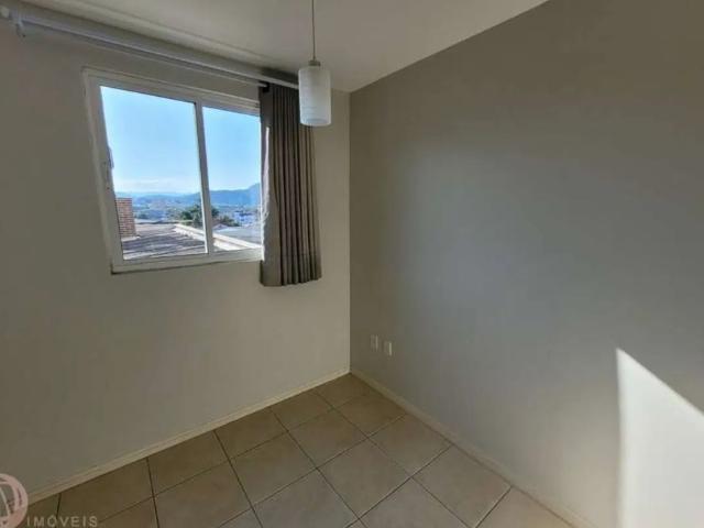 Apartamento com 3 quartos para alugar no Nova Brasília, Jaraguá do Sul, 69 m2 por R$ 2.600