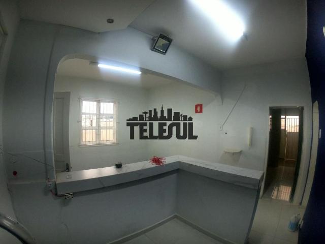 Apartamento com 3 quartos para alugar no bairro Centro, 128m²