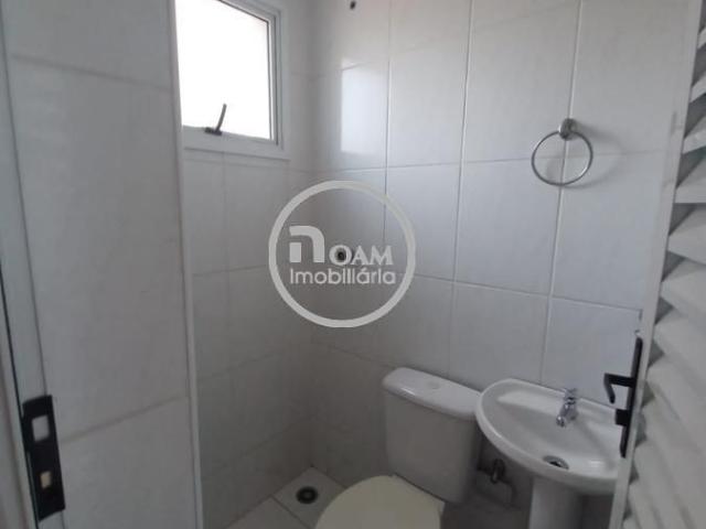 Apartamento com 3 quartos para alugar no bairro Jardim Emília, 96m²