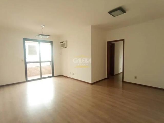 Apartamento com 3 quartos para alugar no Centro, Joinville