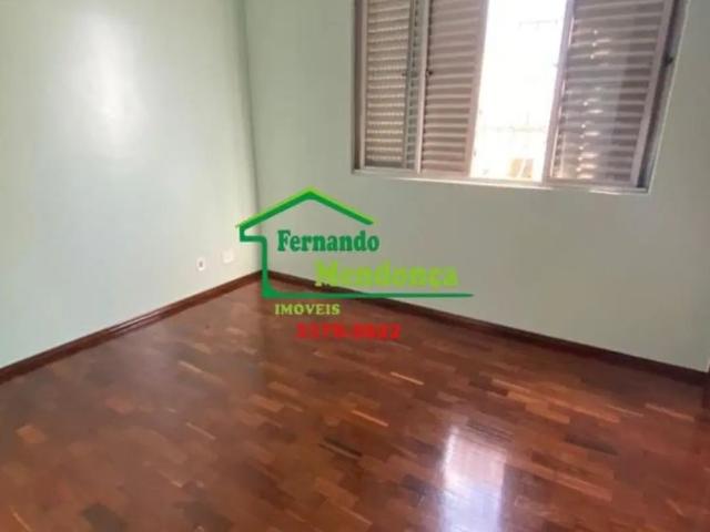 Apartamento com 3 quartos para alugar no Coração Eucarístico, Belo Horizonte por R$ 2.400