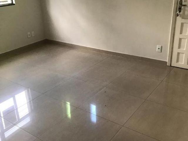 Apartamento com 3 quartos para alugar em Lavras, no bairro Jardim Floresta