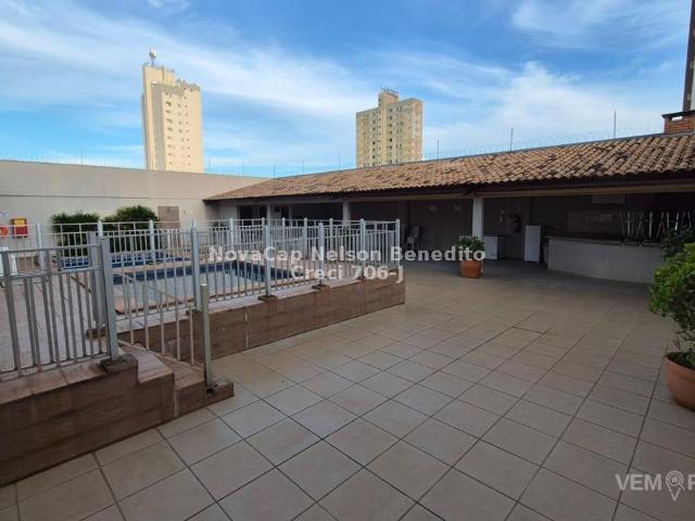 Apartamento com 3 Quartos para Alugar por R$ 1.800/mês