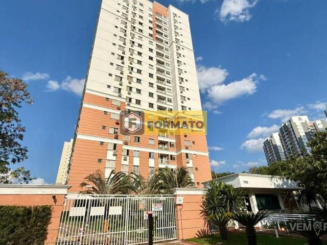 Apartamento com 3 Quartos para Alugar por R$ 2.500/mês