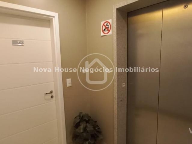 Apartamento com 3 Quartos para Alugar por R$ 8.500/mês
