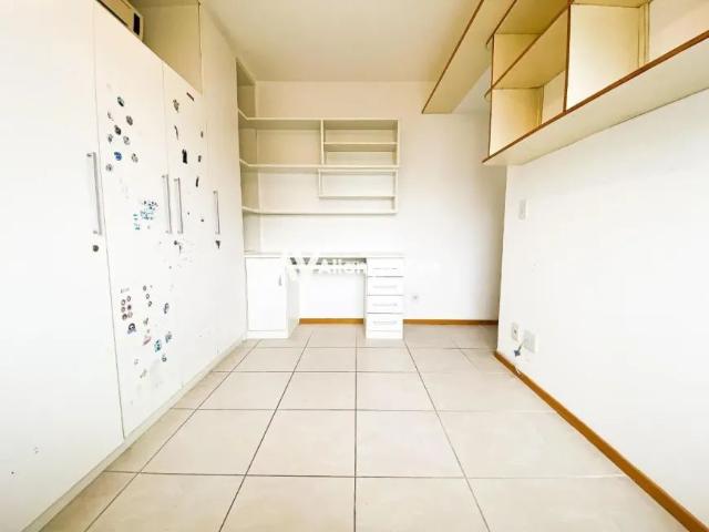Apartamento com 3 Quartos para alugar, 126m² Botafogo