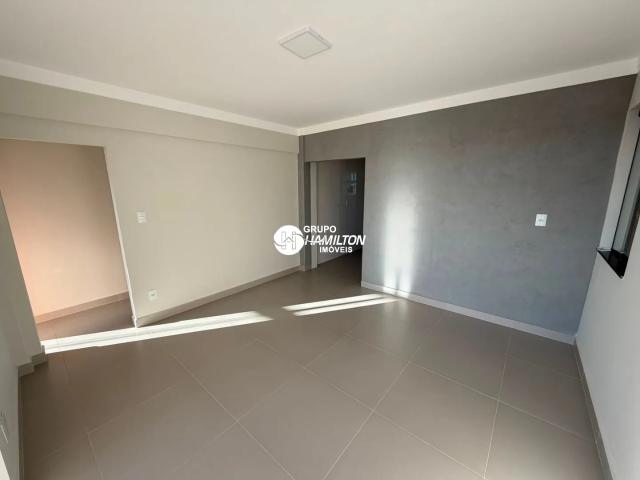 Apartamento com 3 quartos para alugar