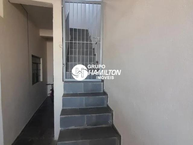 Apartamento com 3 quartos para alugar