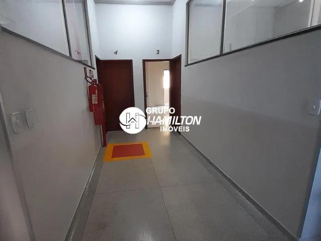 Apartamento com 3 quartos para alugar