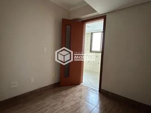 Apartamento com 3 quartos para alugar