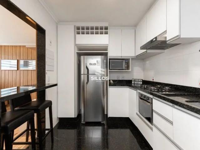 Apartamento com 3 Quartos para alugar, 72m² Batel
