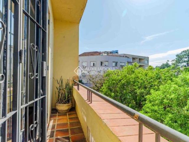 Apartamento com 3 quartos próximo da redenção no bairro SANTANA Porto Alegre/RS