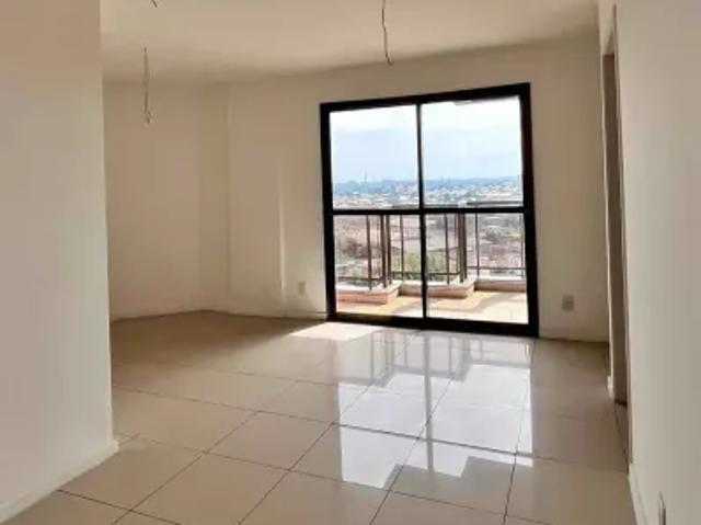 Apartamento com 3 Quartos, Suíte e 2 Vagas em Condomínio Completo com Lazer e Segurança Ed. Dom J