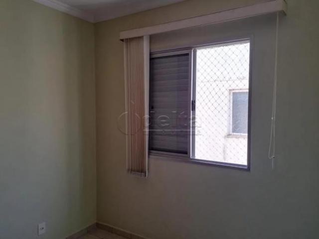 Apartamento com 3 quartos sendo 1 disponível para locação e venda no bairro Umuarama em Uberlândia M